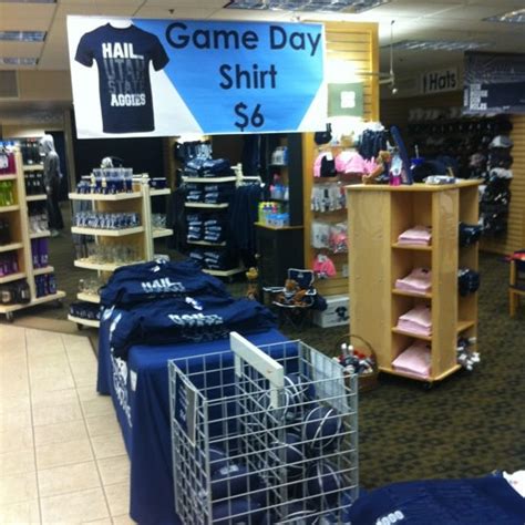 Usu campus store - USU Mini Pennant Navy. $9.99. U-State Flag. $29.99. Utah State Aggie Bull Flag. $29.99. Decorate your dorm room or display your Aggie Pride with a flag or pennant! Choose from multiple styles and sizes to fit your space.